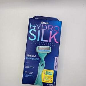Schick Hydro Silk Sensitive Body Razor - Teal and Aqua